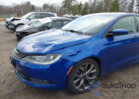 2015 Chrysler 200 S z USA, uszkodzony, nr VIN 1C3CCCBB3FN555058